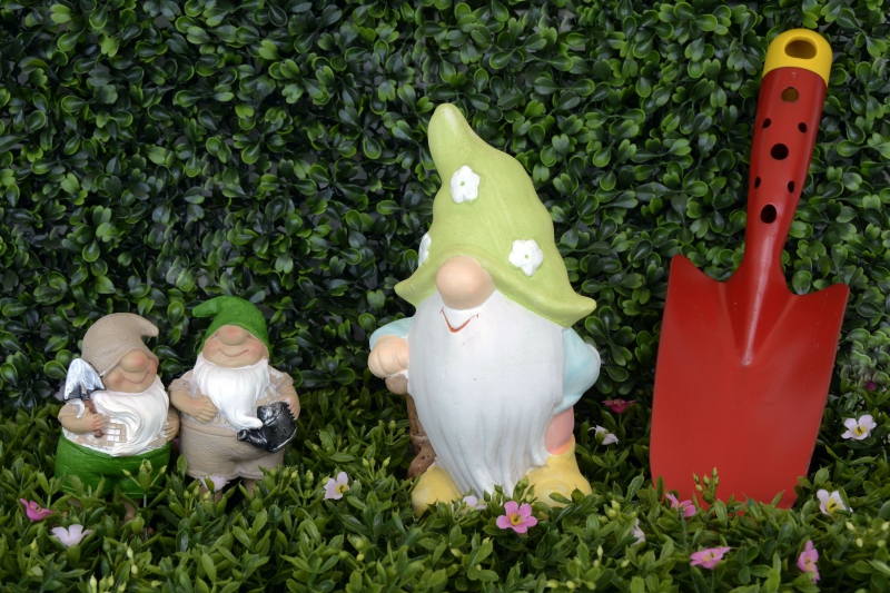 sasu-SEILLONS SOURCE D ARGENS-min_garden-gnome-1404358